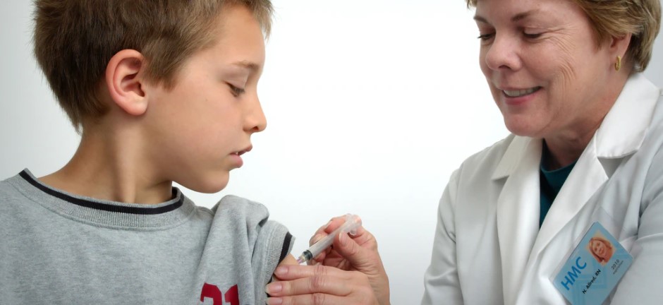 New Pfizer study: Four fifths of all vaccinated children aged 12 and over complain of side effects - Free West Media